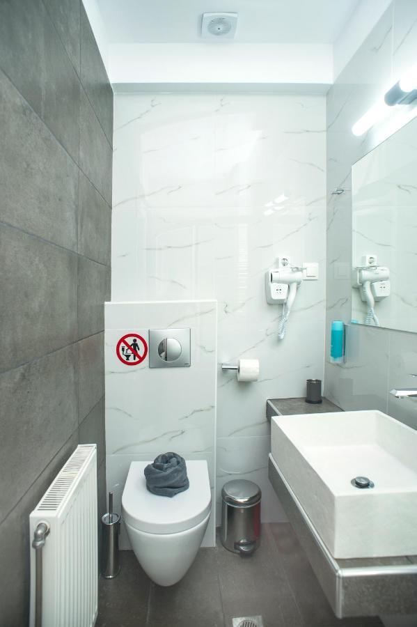 Lux Vip Apartments Peraía 外观 照片