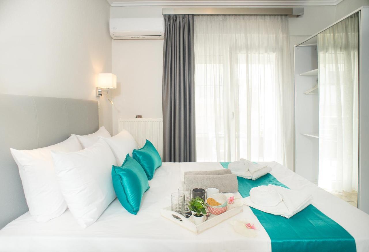 Lux Vip Apartments Peraía 外观 照片