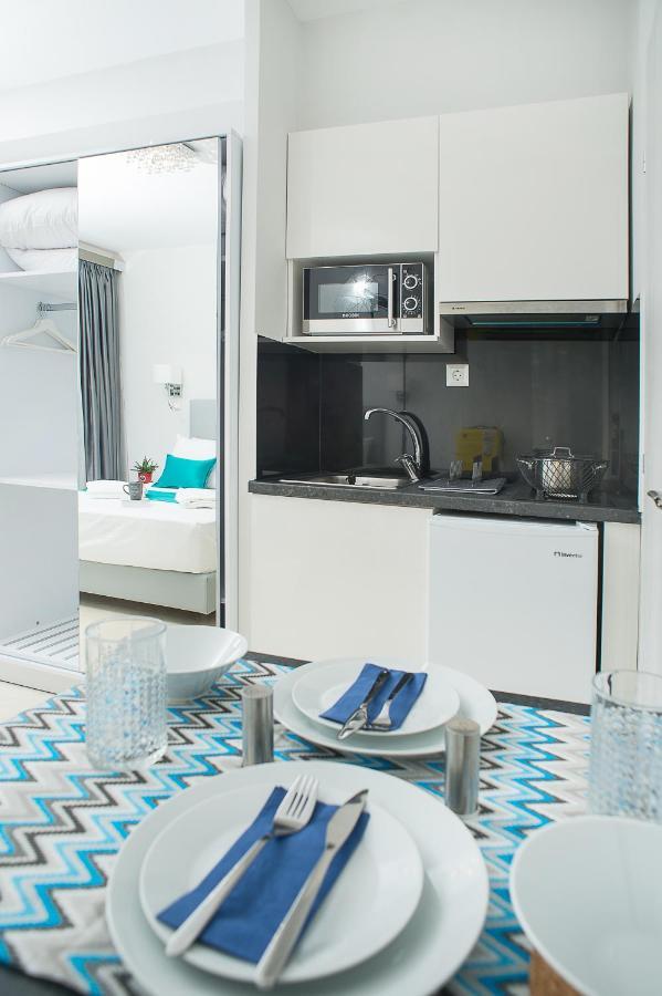 Lux Vip Apartments Peraía 外观 照片