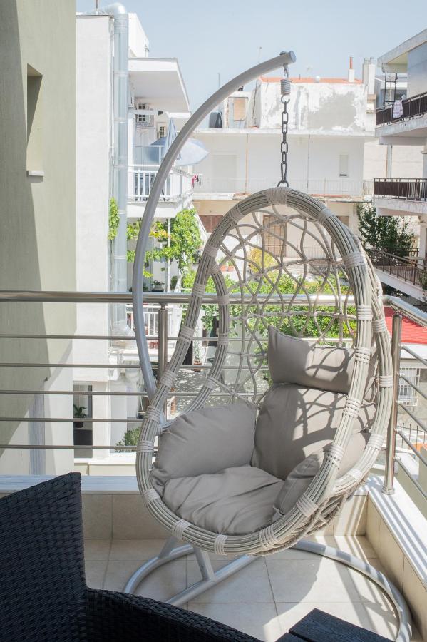 Lux Vip Apartments Peraía 外观 照片