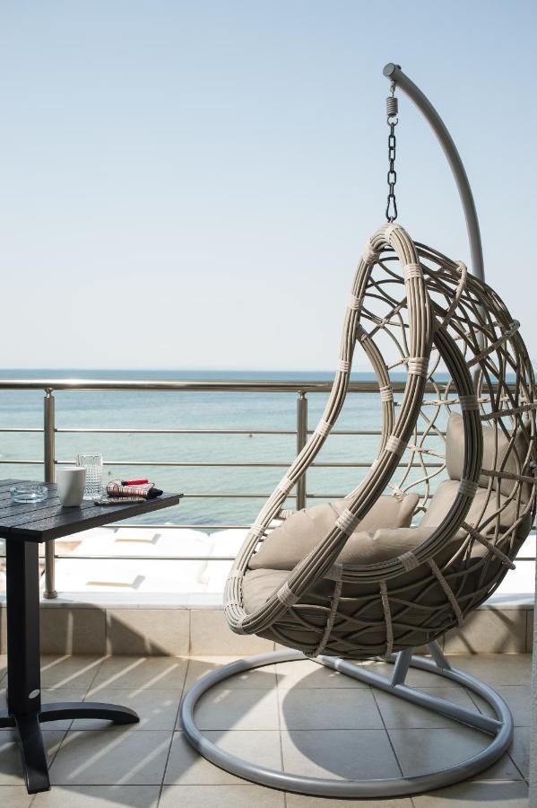 Lux Vip Apartments Peraía 外观 照片